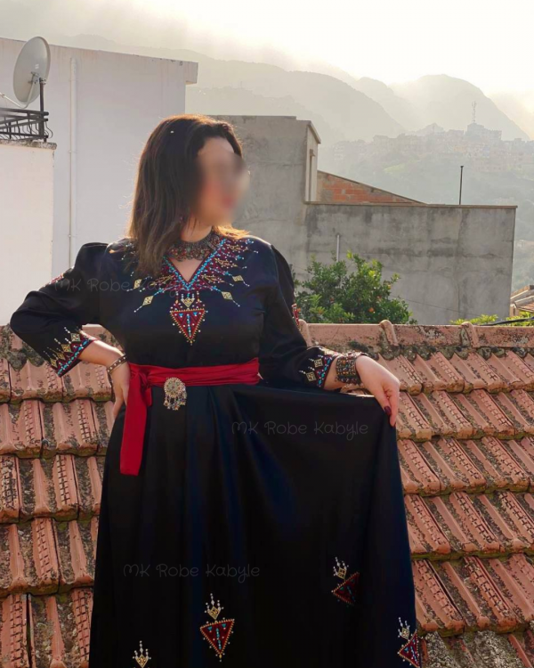 Robe Taknilt - Robe kabyle de fête en satin noir