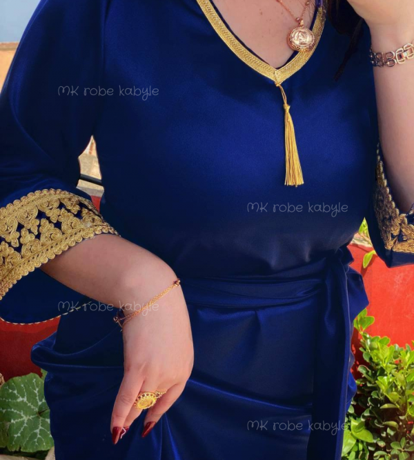 Robe orientale - bleu marine – Image 2